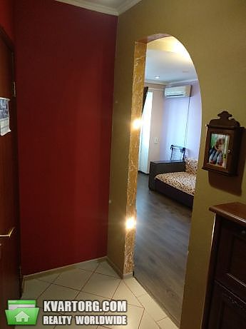 Rent out 2-room apartment. Киев,  Ялтинская — photo 8