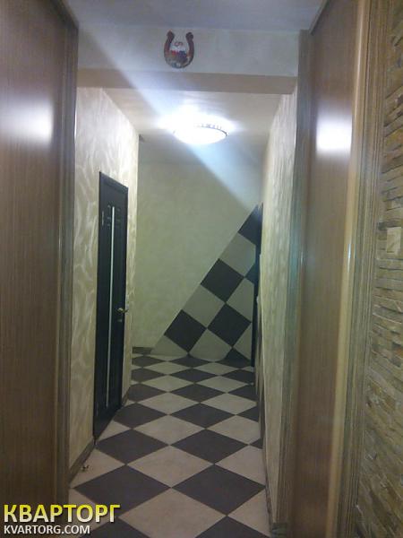 Rent out 3-room apartment. Киев,  Днепровская наб — photo 1