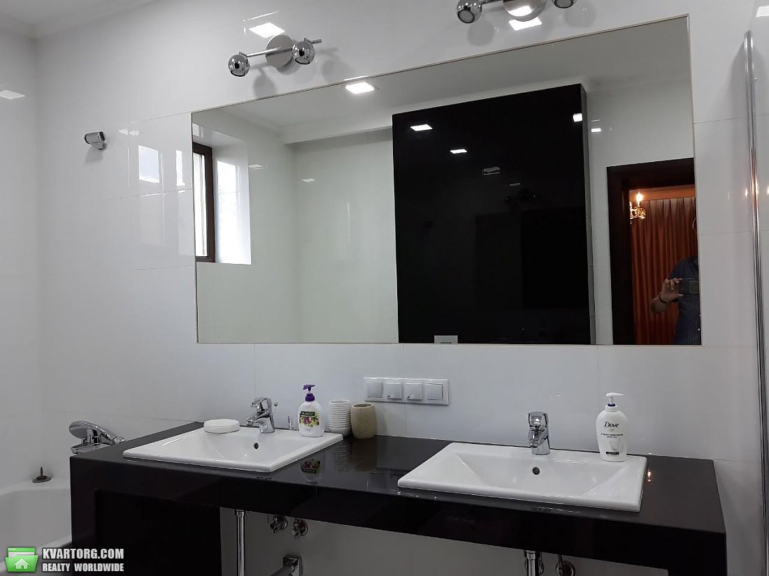 Rent out house. Киев, ананасная — photo 6