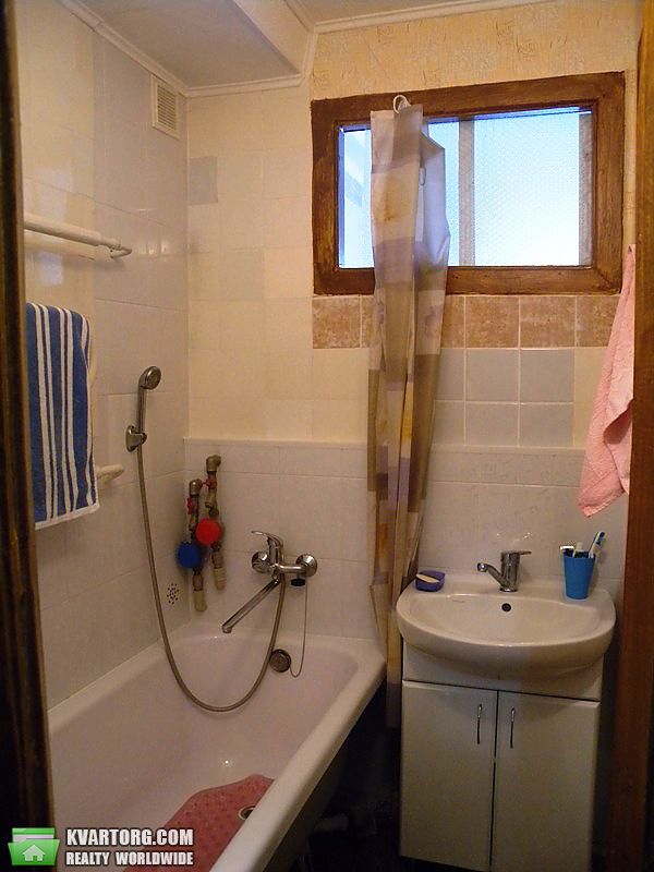 Rent out 1-room apartment. Киев,  Русановский бул — photo 5