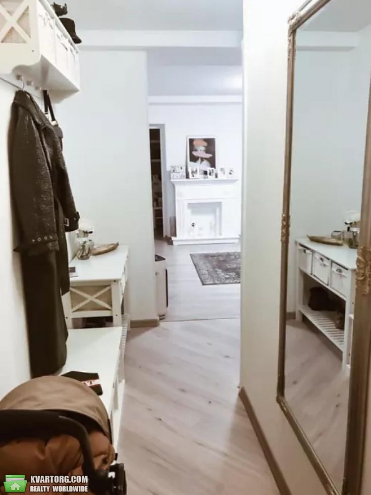 Rent out 3-room apartment. Киев,  Леси Украинки бул — photo 2