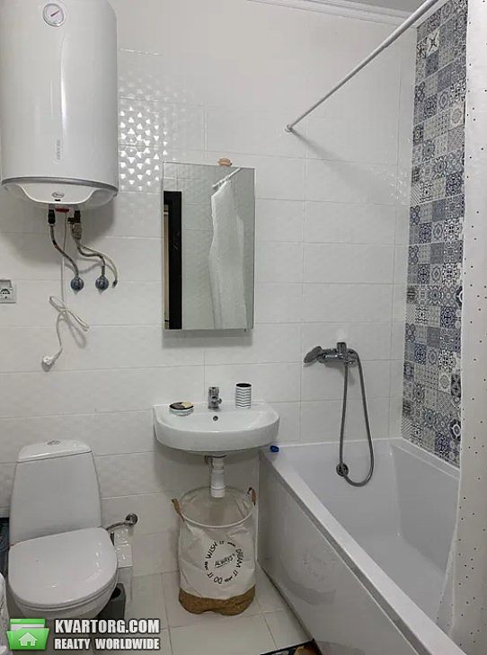 Rent out 1-room apartment. Киев,  Ясиноватский пер — photo 8