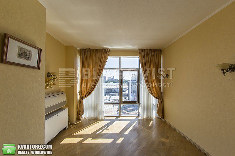 Rent out 4-room apartment. Киев,  Большая Васильковская — photo 7