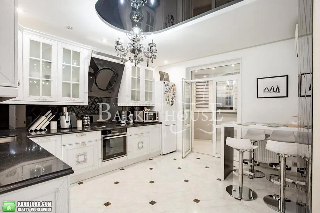 Rent out 3-room apartment. Киев,  Черновола — photo 2