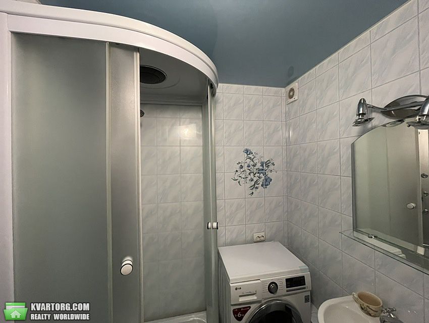 Sell 2-room apartment. Киев,  Свободы пр — photo 8