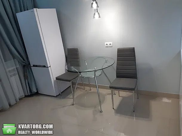 Rent out 1-room apartment. Киев, Антоновича — photo 1