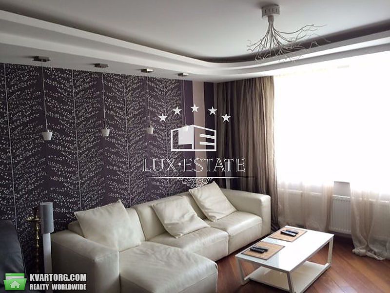 Rent out 2-room apartment. Киев,  Ломоносова — photo 1
