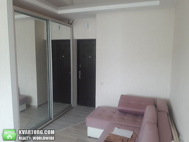 Rent out 1-room apartment. Киев,  Малоземельная — photo 5