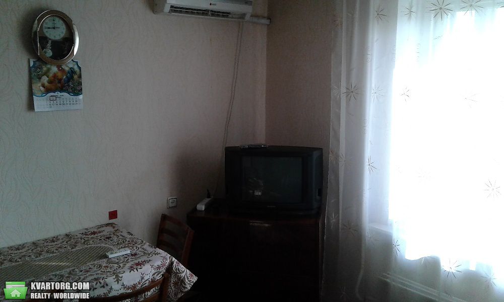 Sell 1-room apartment. Киев,  Братиславская — photo 1