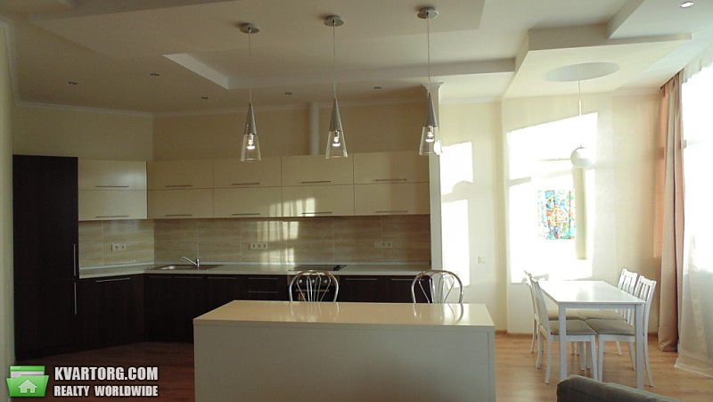 Rent out 2-room apartment. Киев,  Сечевых Стрельцов — photo 3