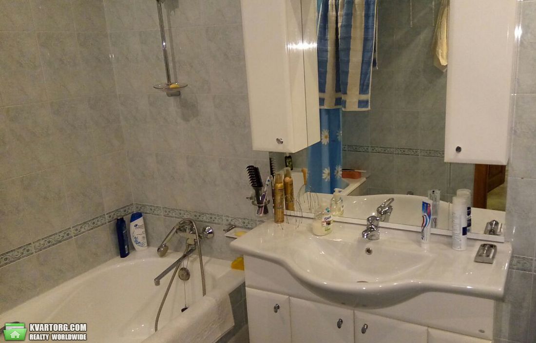 Rent out 2-room apartment. Киев,  Автозаводская — photo 9