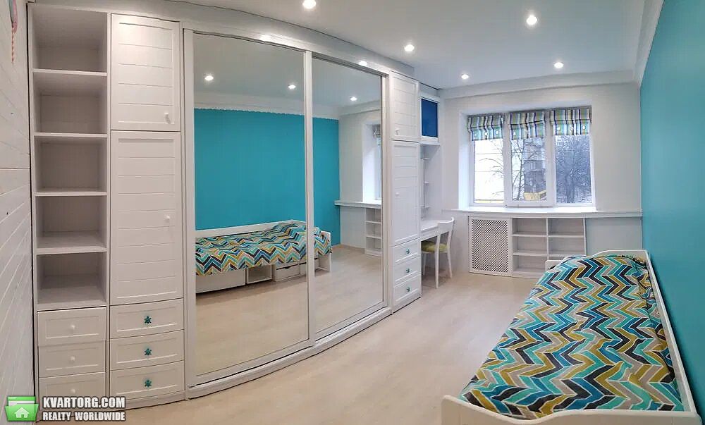 Rent out 3-room apartment. Киев,  Нежинская — photo 2