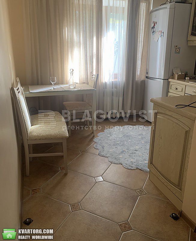 Sell 2-room apartment. Киев,  Братиславская — photo 3