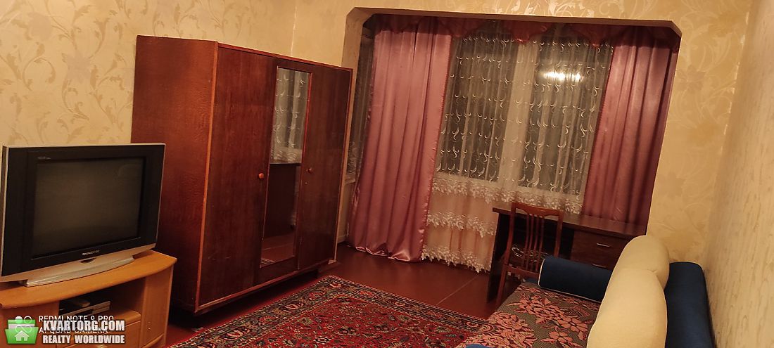 Rent out 1-room apartment. Киев, Наумова — photo 4