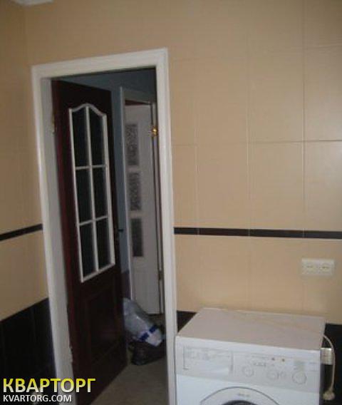 Rent out 2-room apartment. Киев,  Еленовская — photo 5