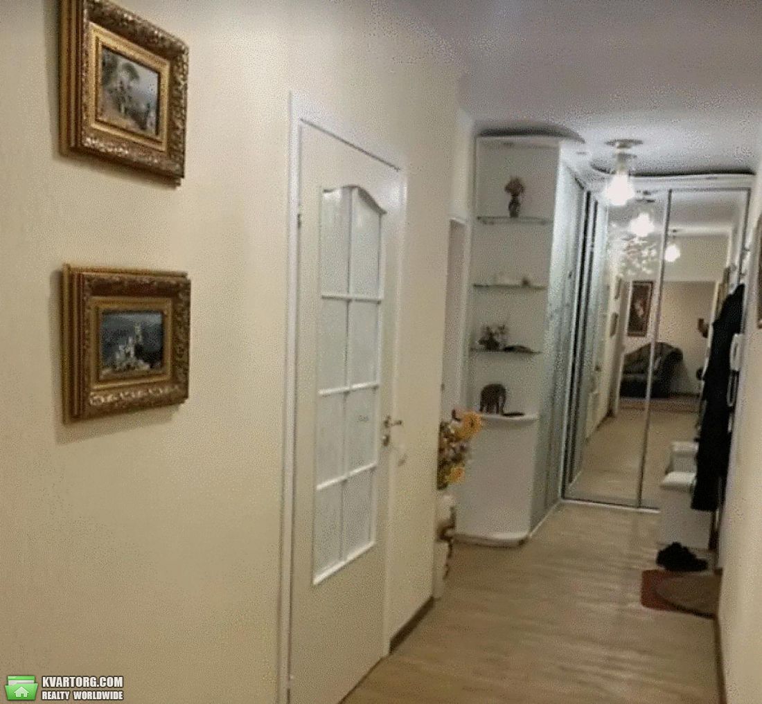 Rent out 2-room apartment. Киев,  Зоологическая — photo 7