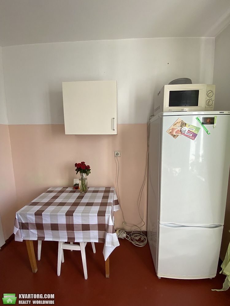 Rent out 2-room apartment. Киев,  Бережанская — photo 2