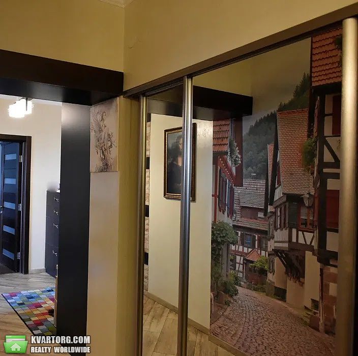 Sell 3-room apartment. Киев,  Верховинца — photo 2