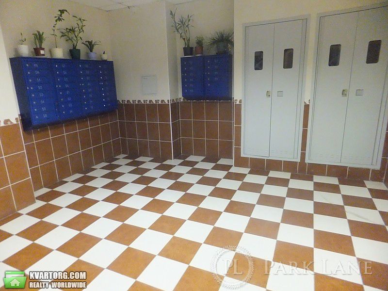 Sell 2-room apartment. Киев,  Автозаводская — photo 5