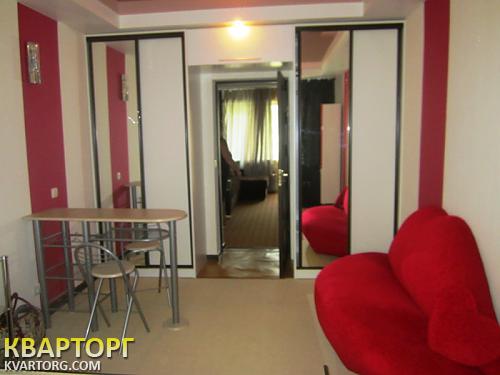 Rent out 2-room apartment. Киев,  Овручская — photo 3