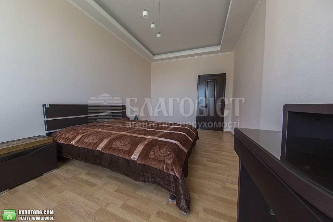 Rent out 2-room apartment. Киев,  Барбюса — photo 3