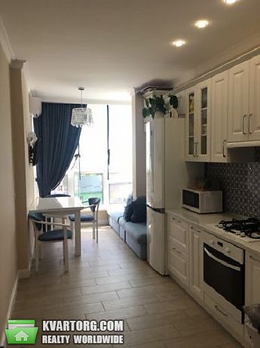Sell 2-room apartment. Киев,  Метрологическая — photo 2