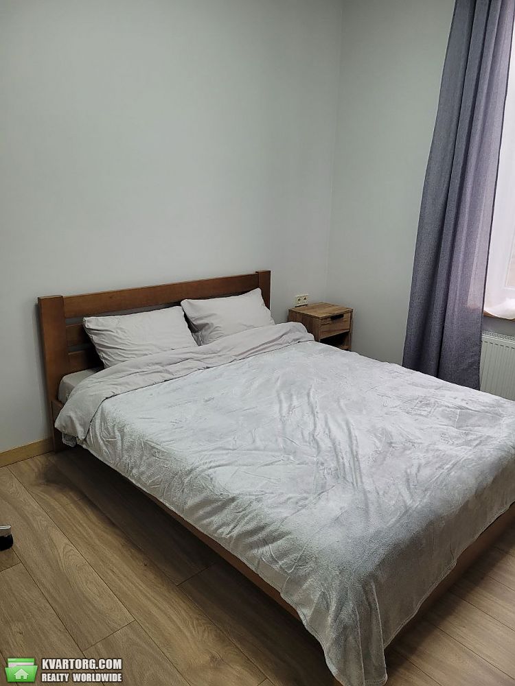 Rent out 2-room apartment. Львов, Кортумівка — photo 10