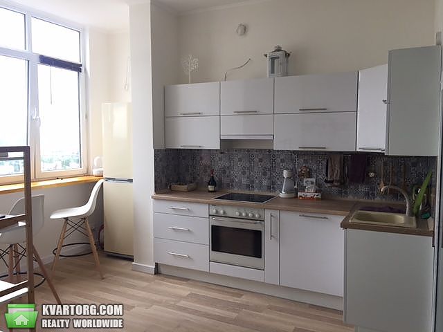 Rent out 1-room apartment. Киев,  Урловская — photo 5