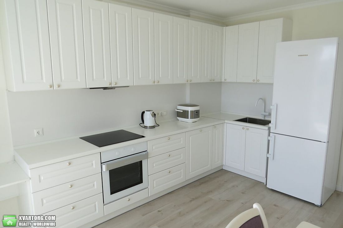 Sell 2-room apartment. Киев, Патриарха Скрипника — photo 1