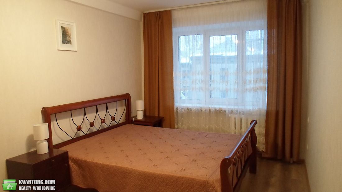 Rent out 2-room apartment. Киев,  Большая Васильковская — photo 3