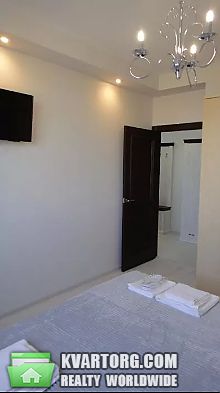 Rent out 2-room apartment. Киев,  Мира пр — photo 10