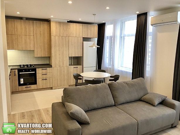 Rent out 1-room apartment. Киев, Практична — photo 1