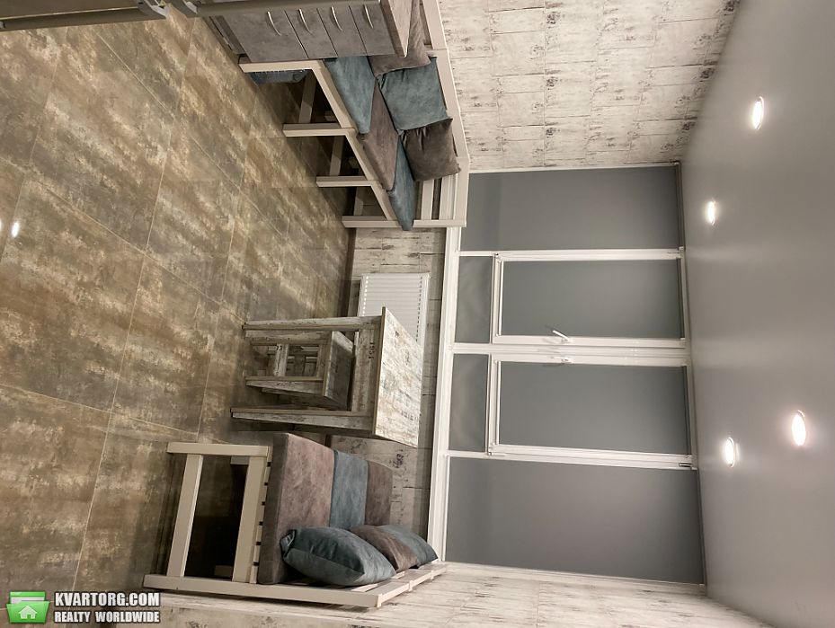 Rent out 1-room apartment. Киев,  Крушельницкой — photo 3