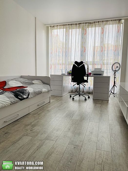 Sell 4-room apartment. Киев,  Метрологическая — photo 2
