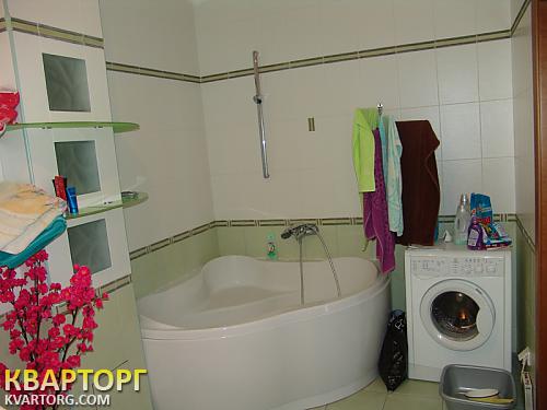 Rent out 3-room apartment. Киев,  Дмитриевская — photo 4
