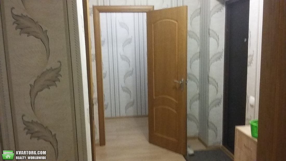 Rent out 1-room apartment. Киев,  Олевская — photo 7