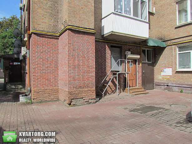 Rent out office. Киев, лаболаторная — photo 1