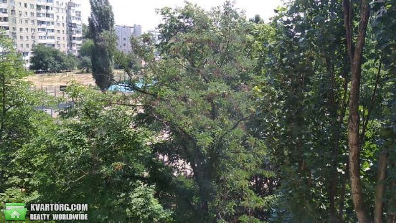 Sell 3-room apartment. Киев,  Пражская — photo 10