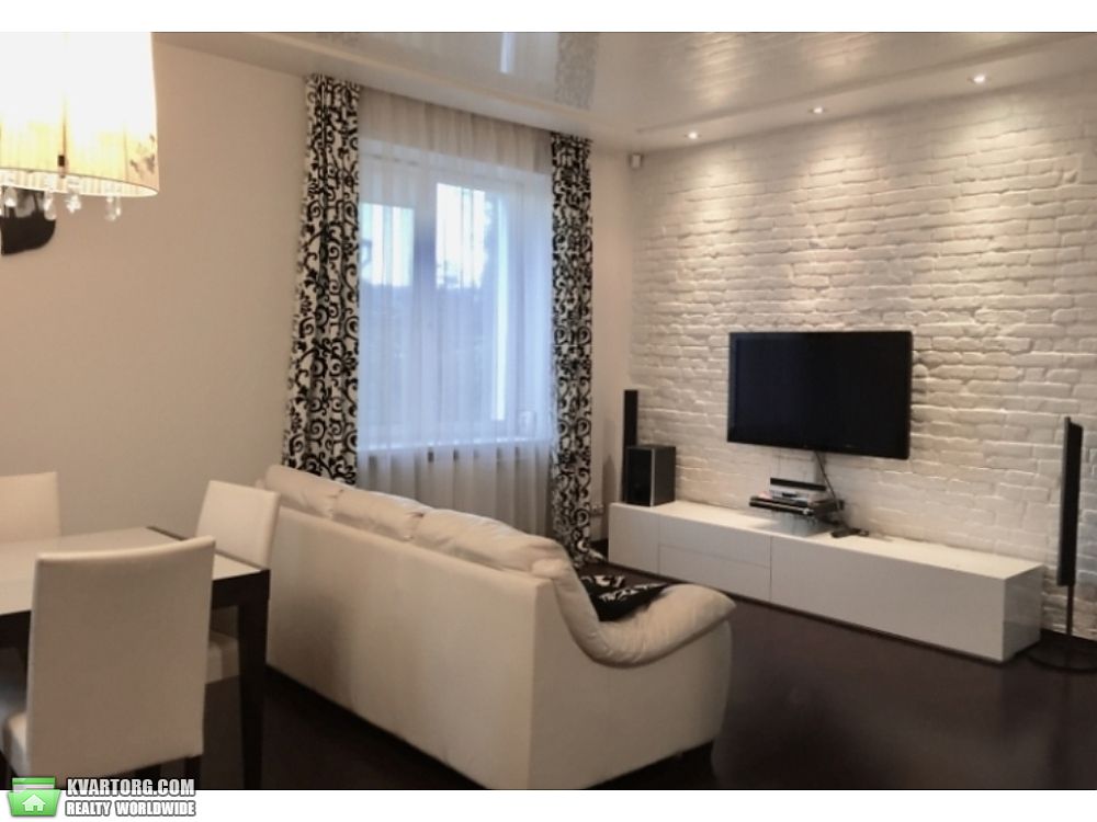 Rent out 3-room apartment. Киев,  Почайнинская — photo 4