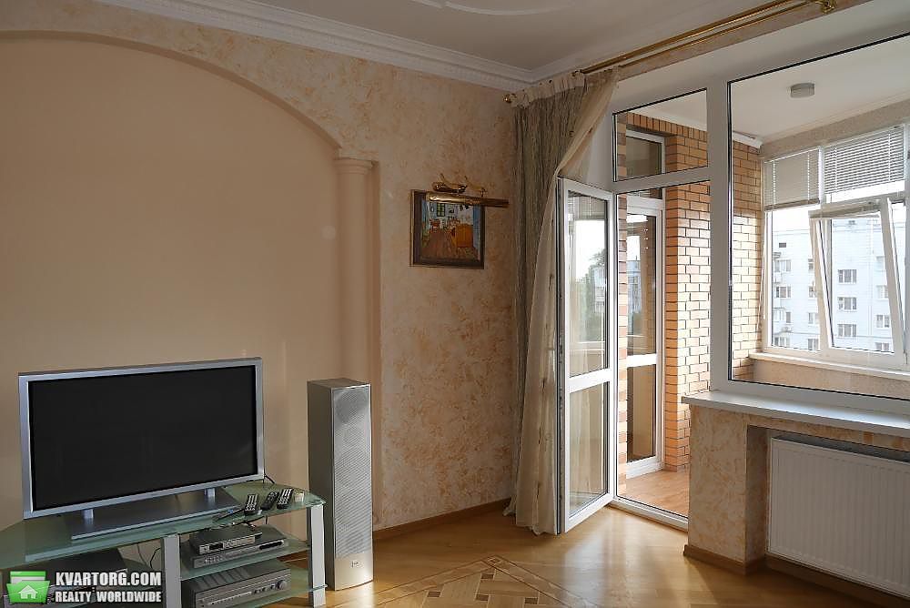 Rent out 3-room apartment. Киев,  Леси Украинки бул — photo 3