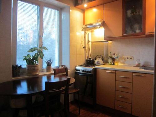 Sell 1-room apartment. Киев, Зодчих — photo 1