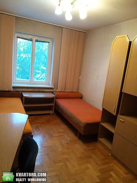 Sell 3-room apartment. Киев,  Прилужная — photo 1