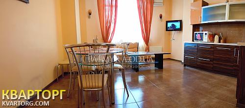 Rent out 3-room apartment. Одесса, Французский бульвар — photo 1