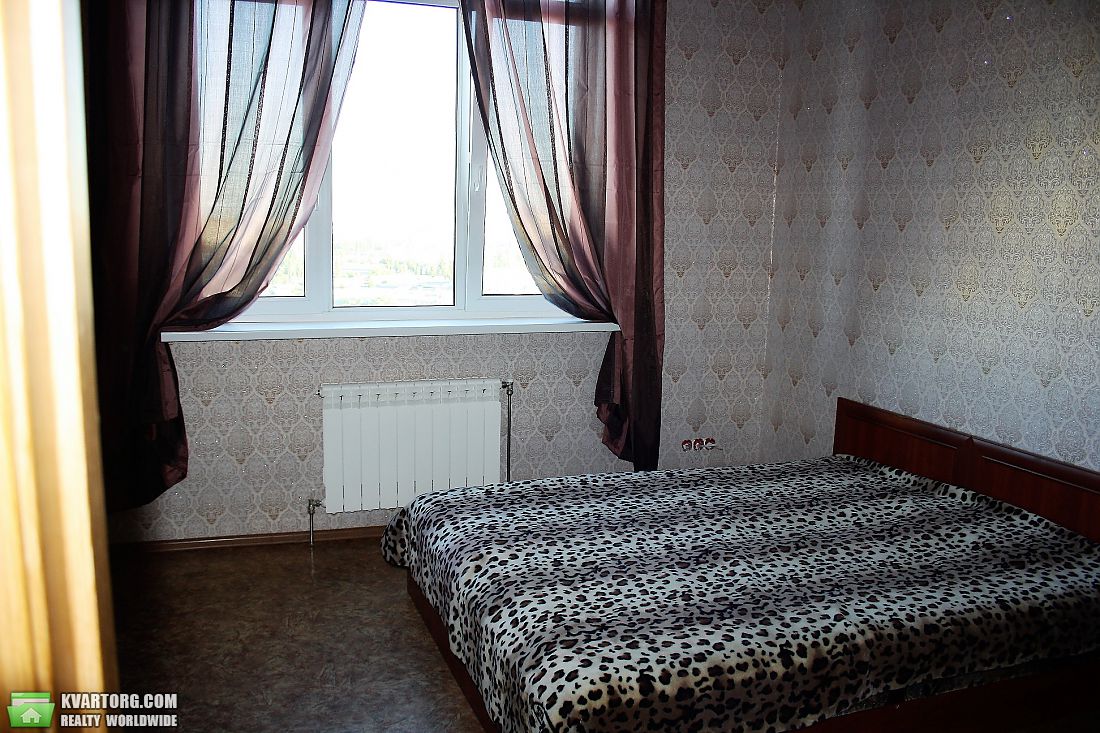 Rent out 2-room apartment. Киев, Хоткевича — photo 9