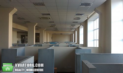 Rent out office. Киев, Стадионная — photo 3
