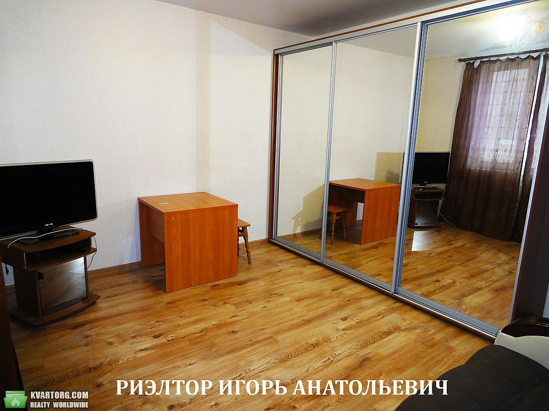 Rent out 1-room apartment. Одесса,  Европейская — photo 1