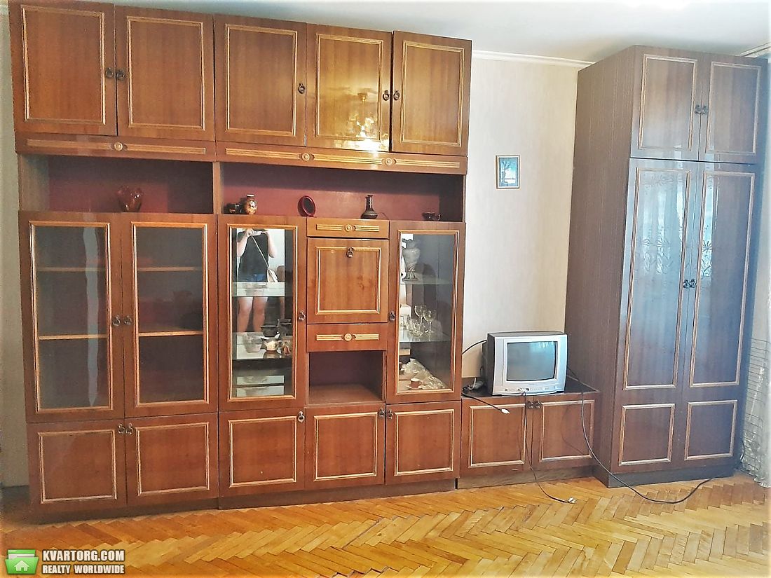 Rent out 1-room apartment. Киев, Теремковская — photo 3