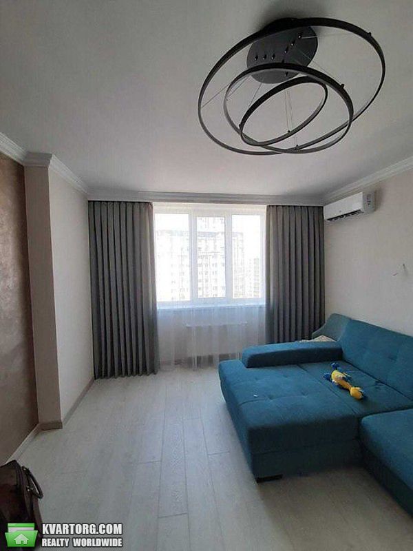 Sell 2-room apartment. Киев,  Черновола — photo 2