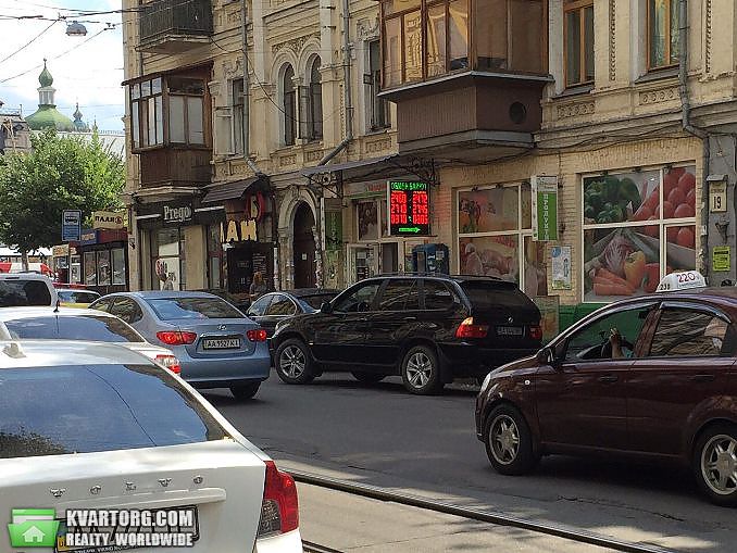 Rent out shop. Киев,  Константиновская — photo 1