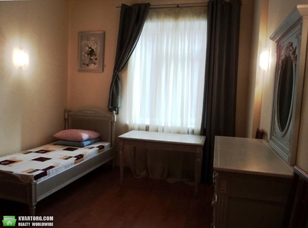 Rent out 4-room apartment. Киев,  Ковпака — photo 7